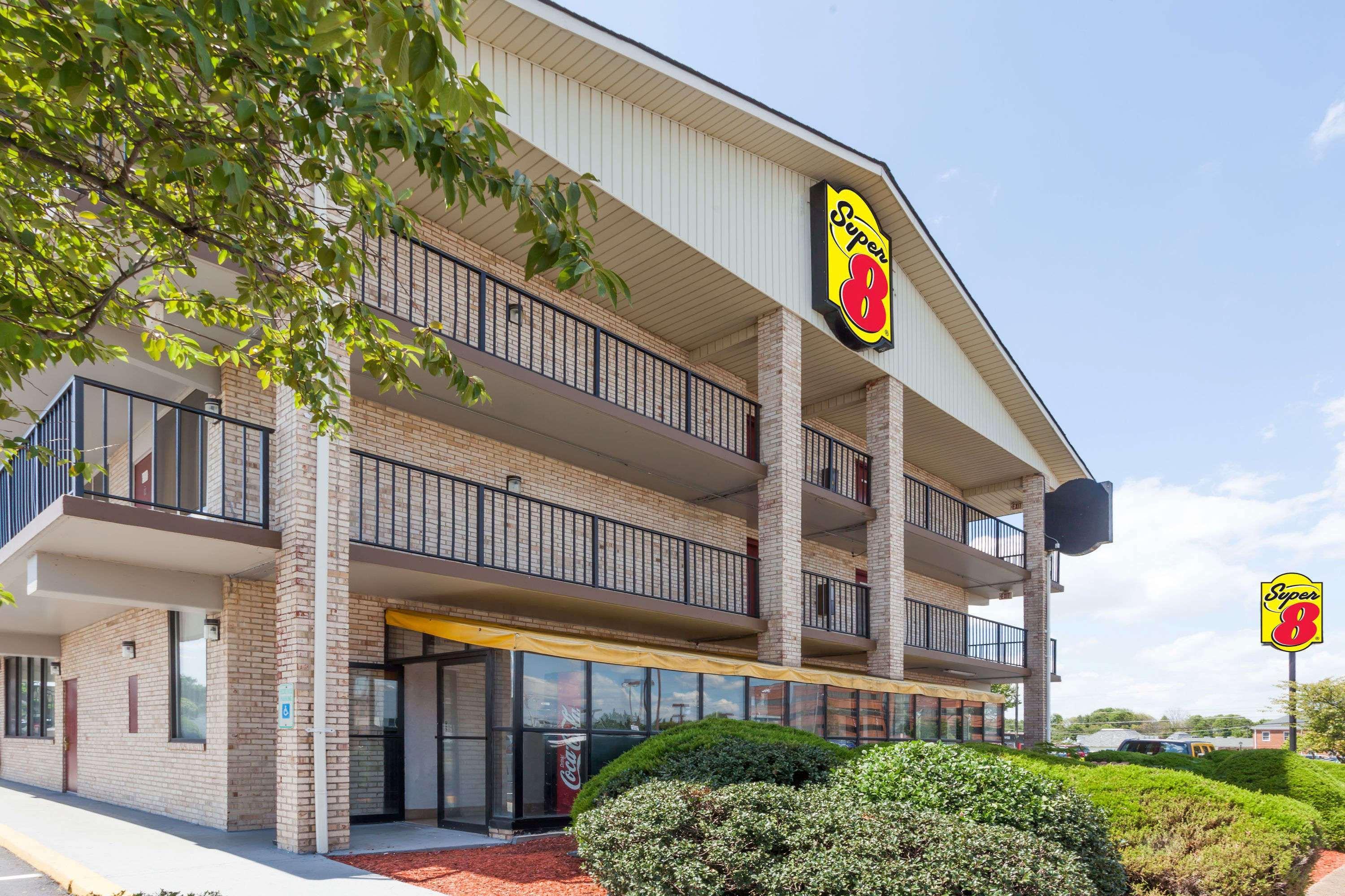 Super 8 By Wyndham Manassas Exterior foto