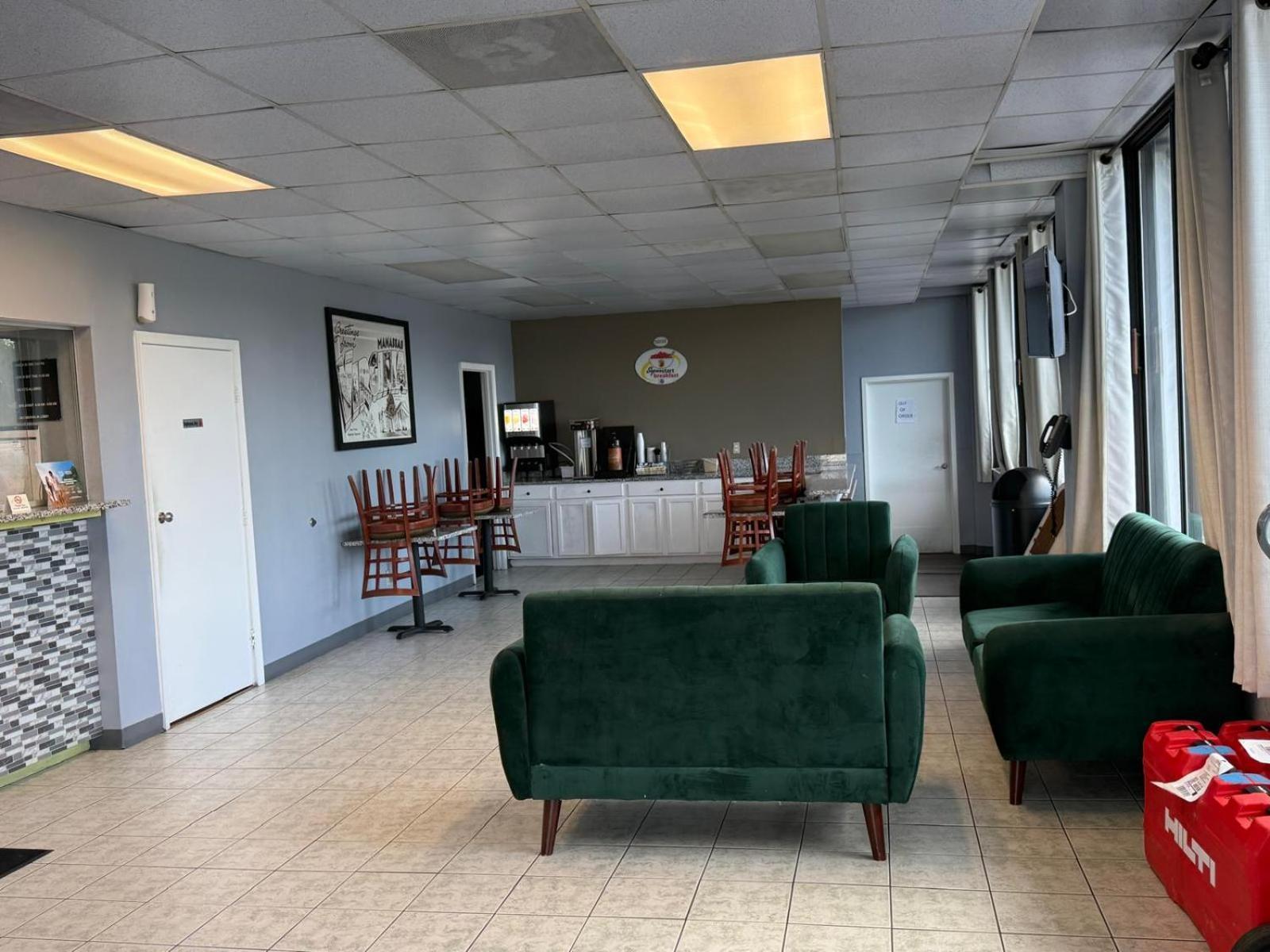 Super 8 By Wyndham Manassas Exterior foto